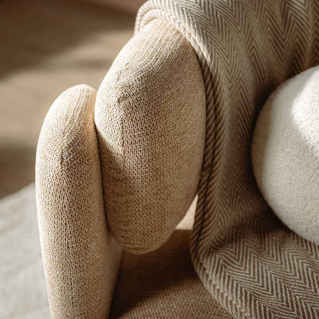 Čalouněné křeslo béžové MAFELE