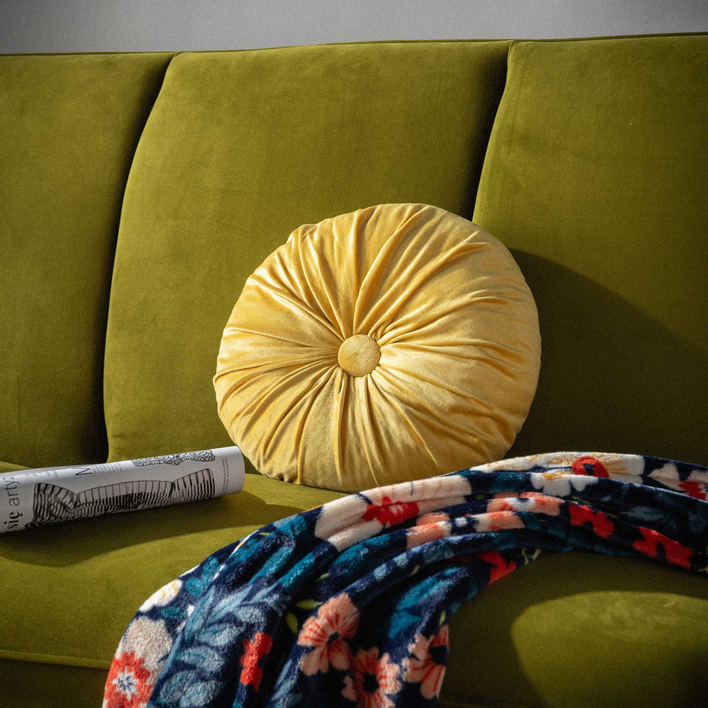 Žlutý dekorační kulatý polštář SELMA 40 cm