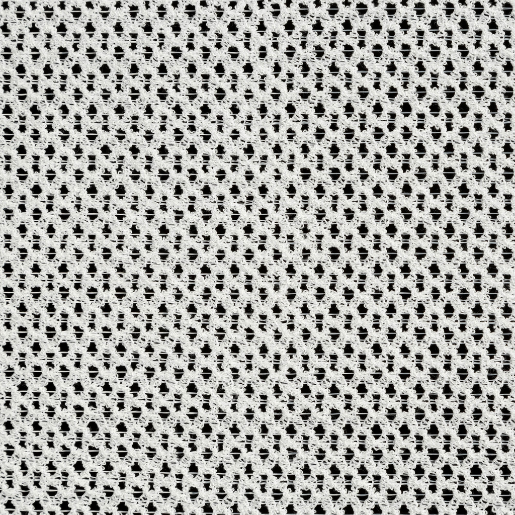 Bílý závěs do obývacího pokoje na pásce ALEKSA 140x270 cm