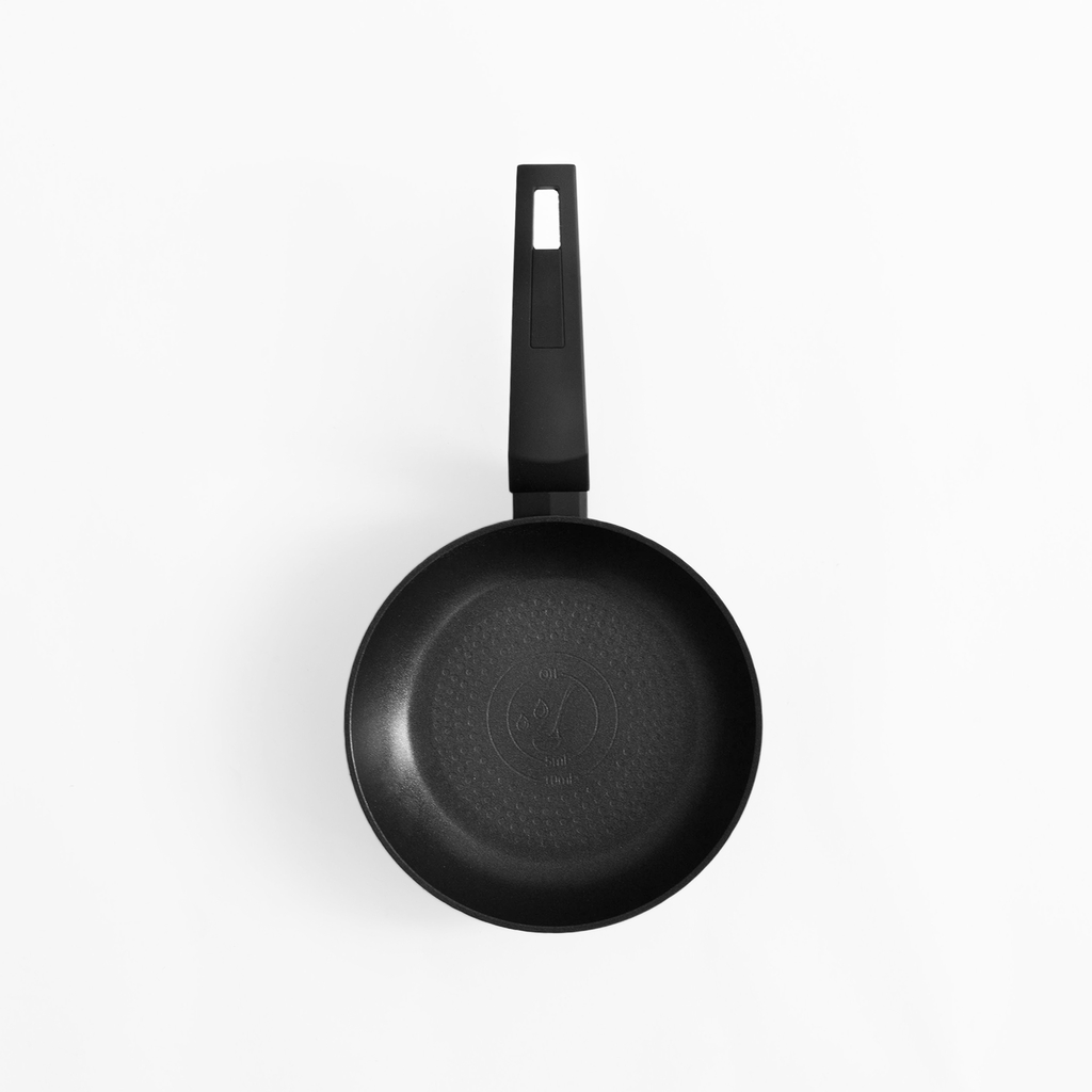Černá indukční pánev OLIO 20 cm