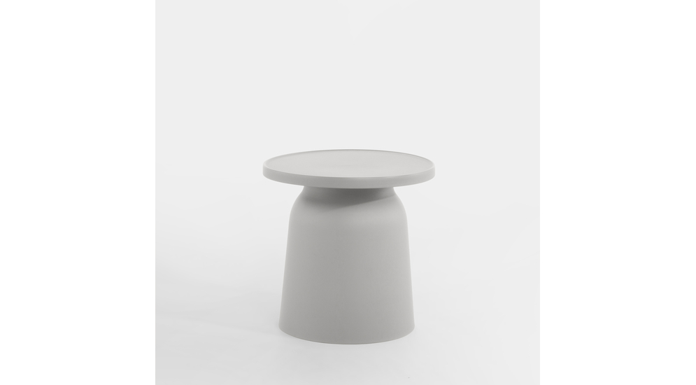 Světle šedý kulatý stolek URBANTE