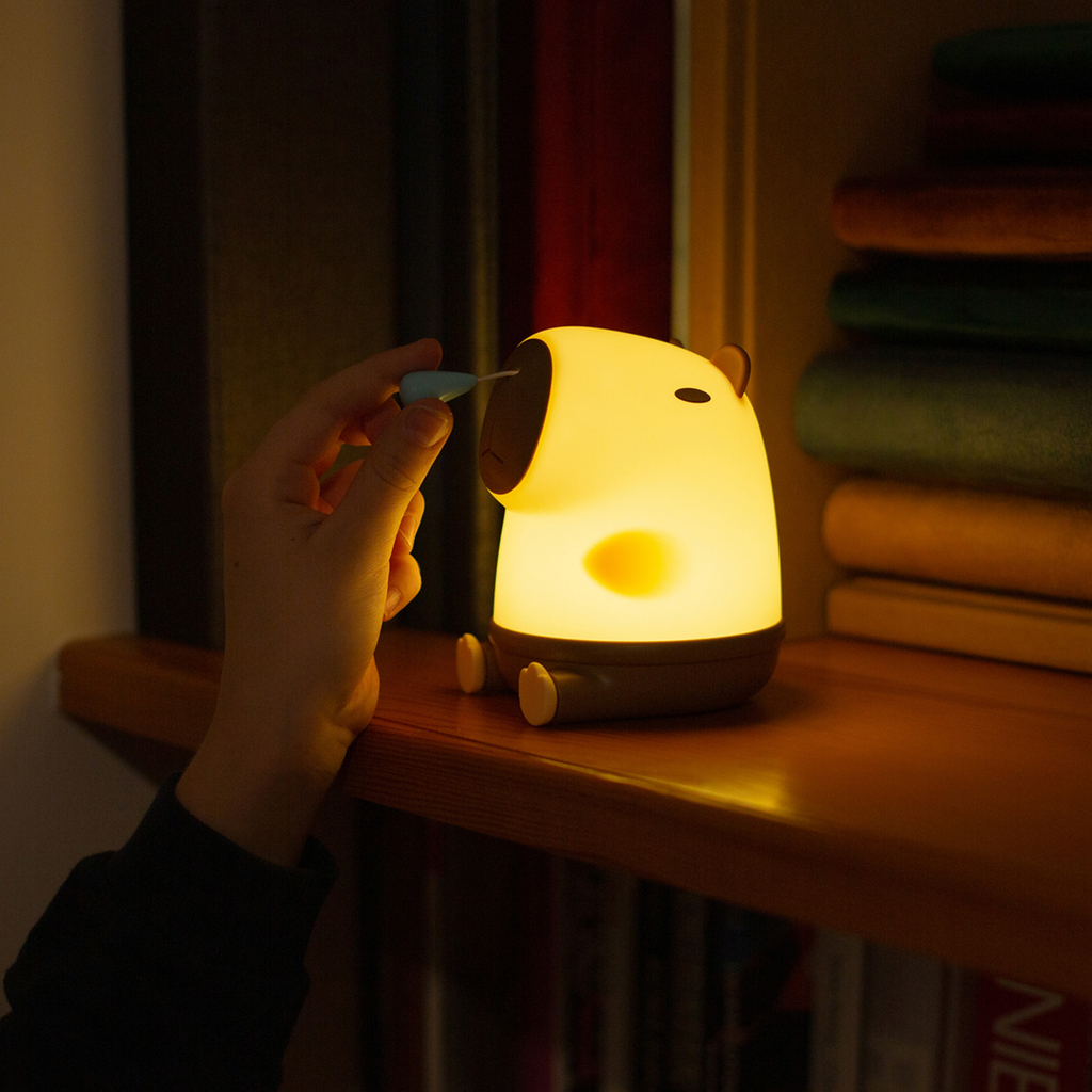 Noční lampička LED MARY'S KAPYBARA USMRKÁNEK