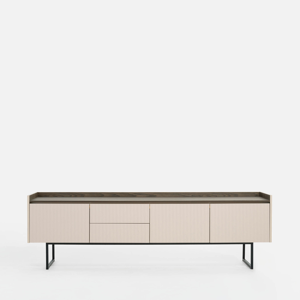 Drážkovaný TV stolek s osvětlením LAGO 192 cm