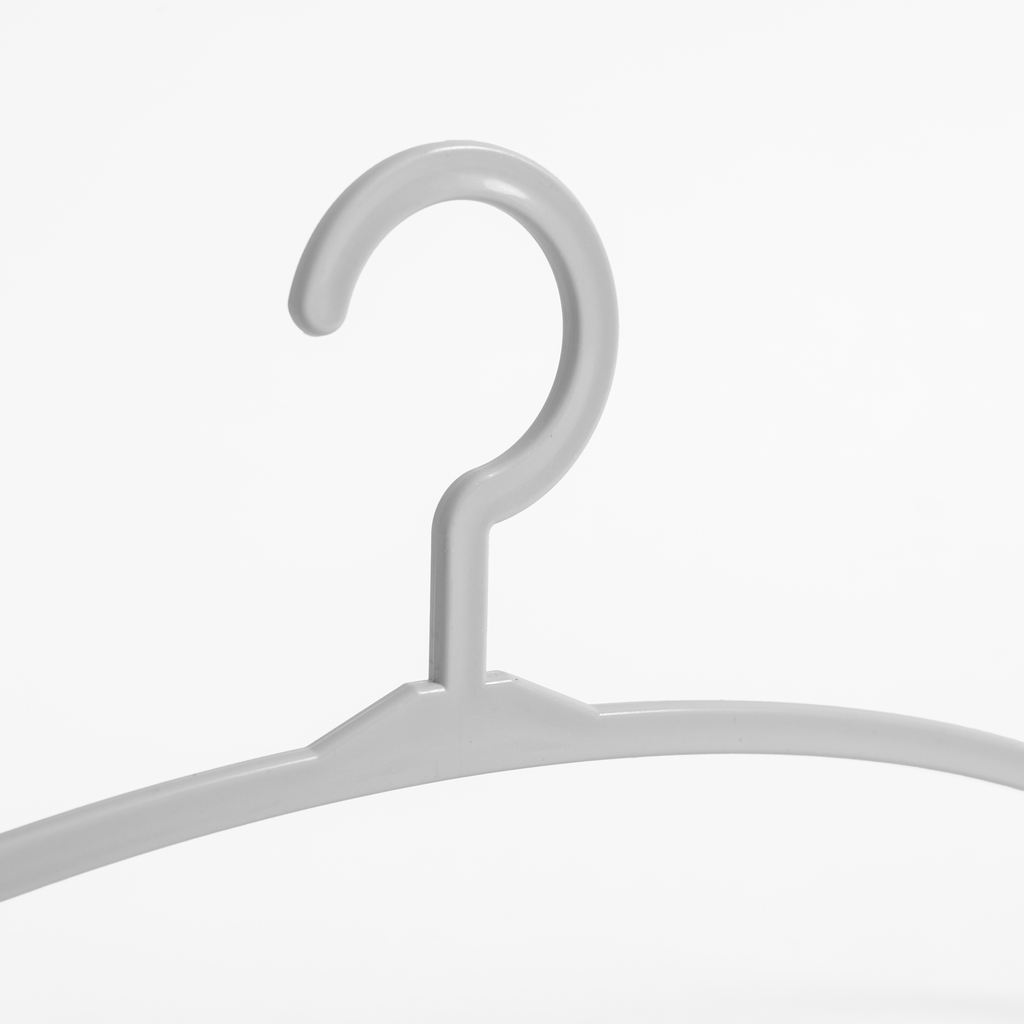 Sada dětských šatních ramínek šedých 6 ks