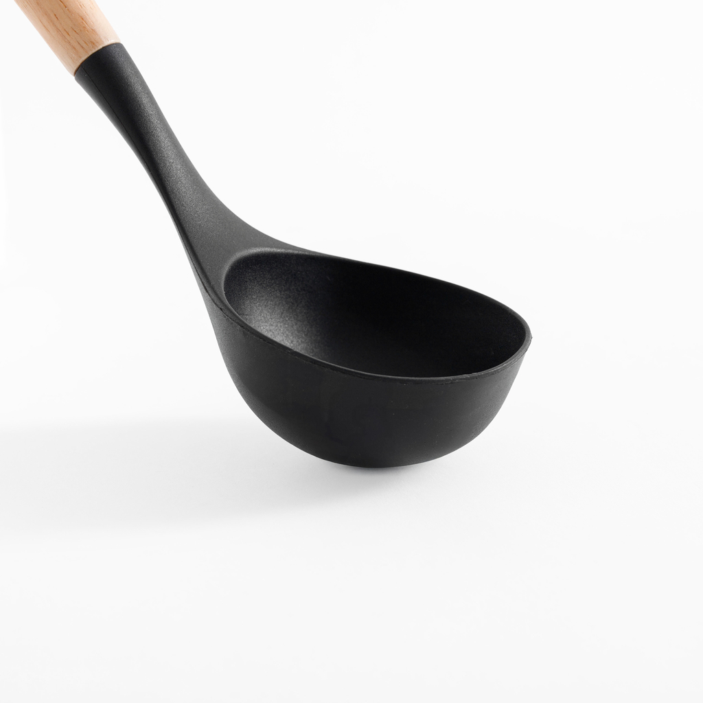 Silikonová naběračka 31 cm