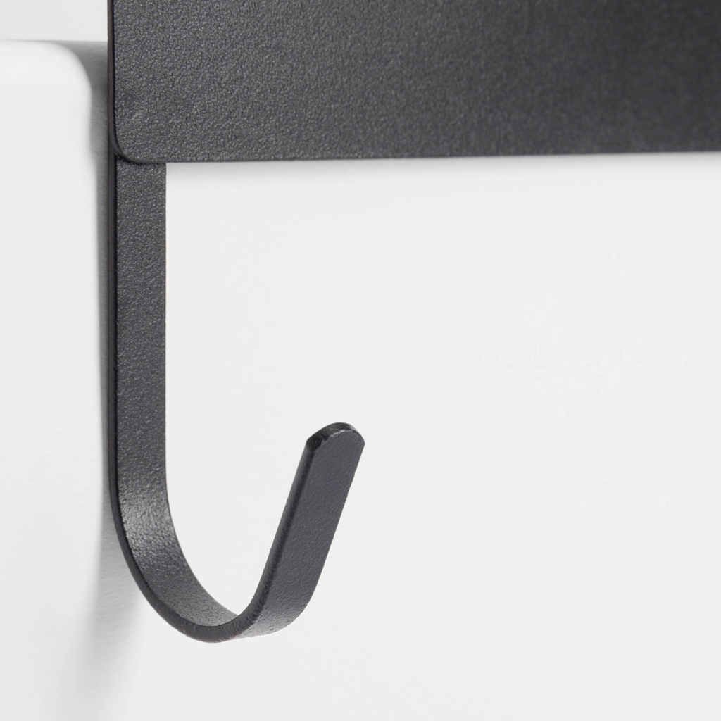 Černý věšák na dveře 12x7,5x10,5 cm