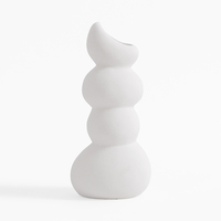 Bílá váza sněhulák 24,2 cm