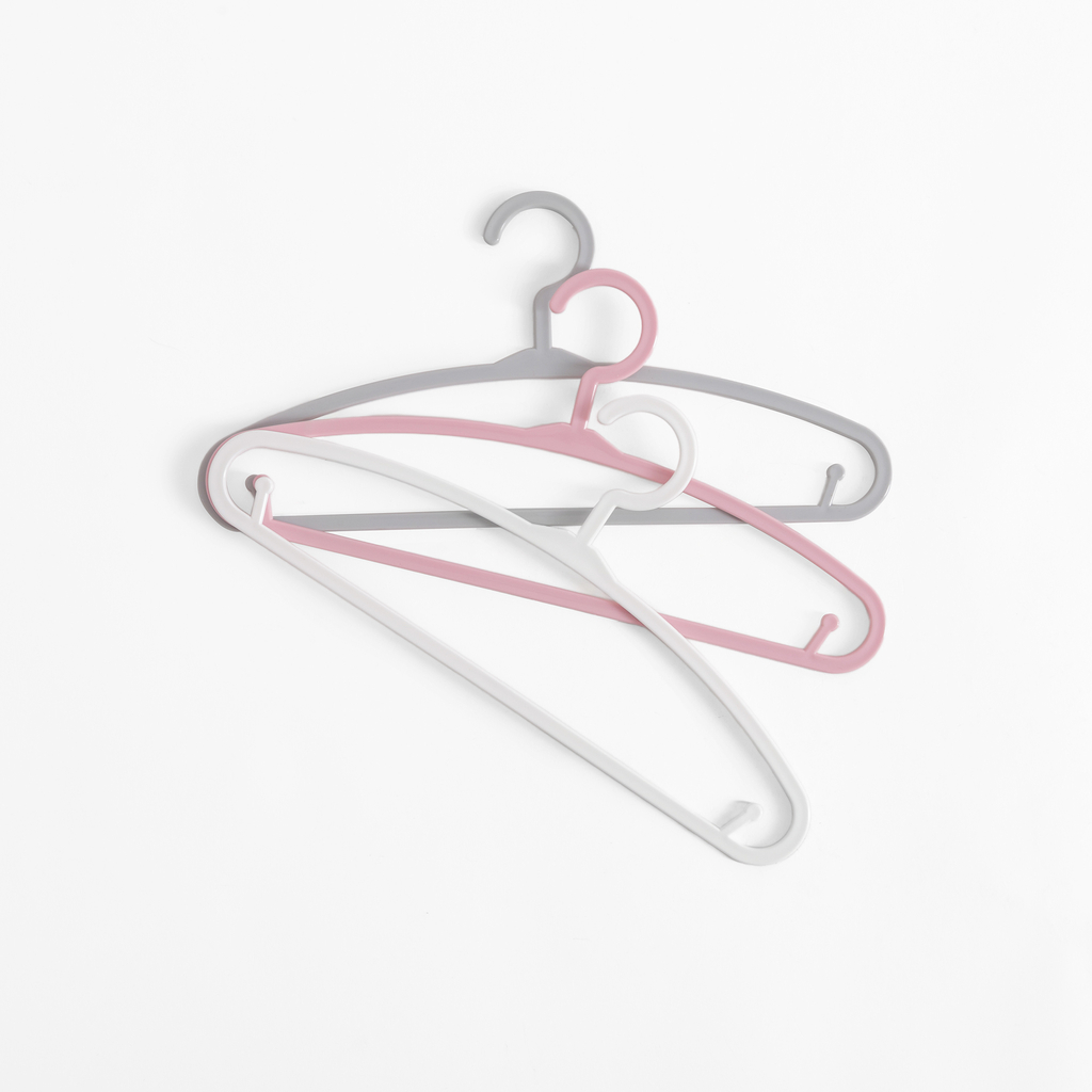 Sada dětských šatních ramínek šedých 6 ks