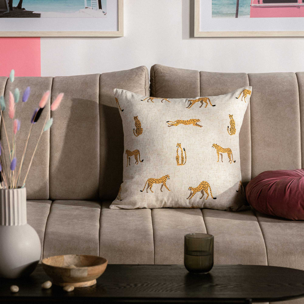Béžový dekorační povlak na polštář gepardi SUMMY 45x45 cm