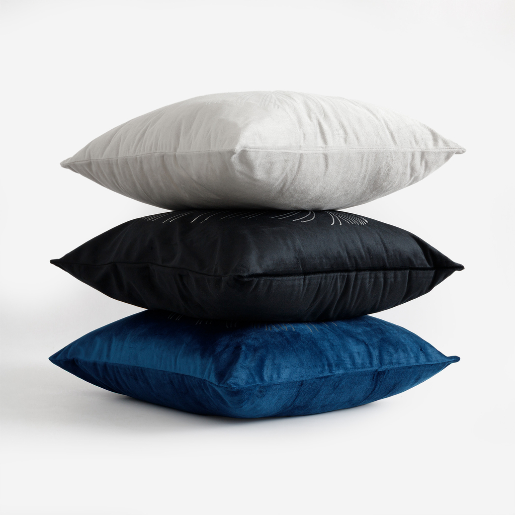 Dekorativní povlak na polštář tmavě modrý SAONA 45x45 cm