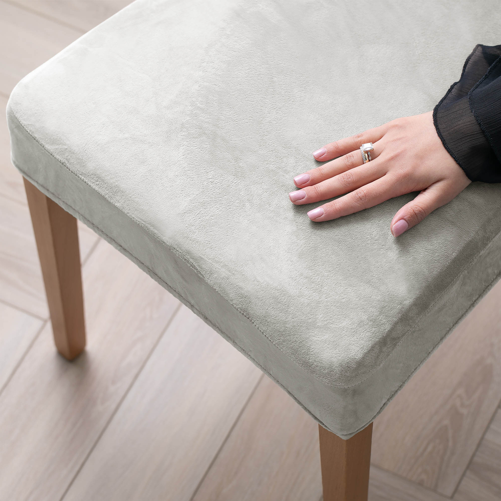 Potah na židli stříbrný SENTO 48x48x58 6 ks