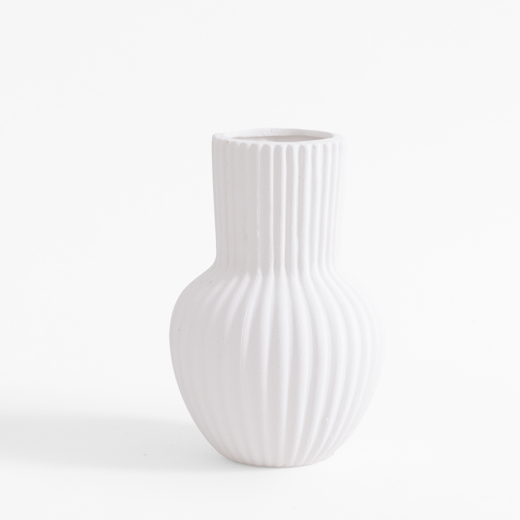Bílá váza 19,8 cm