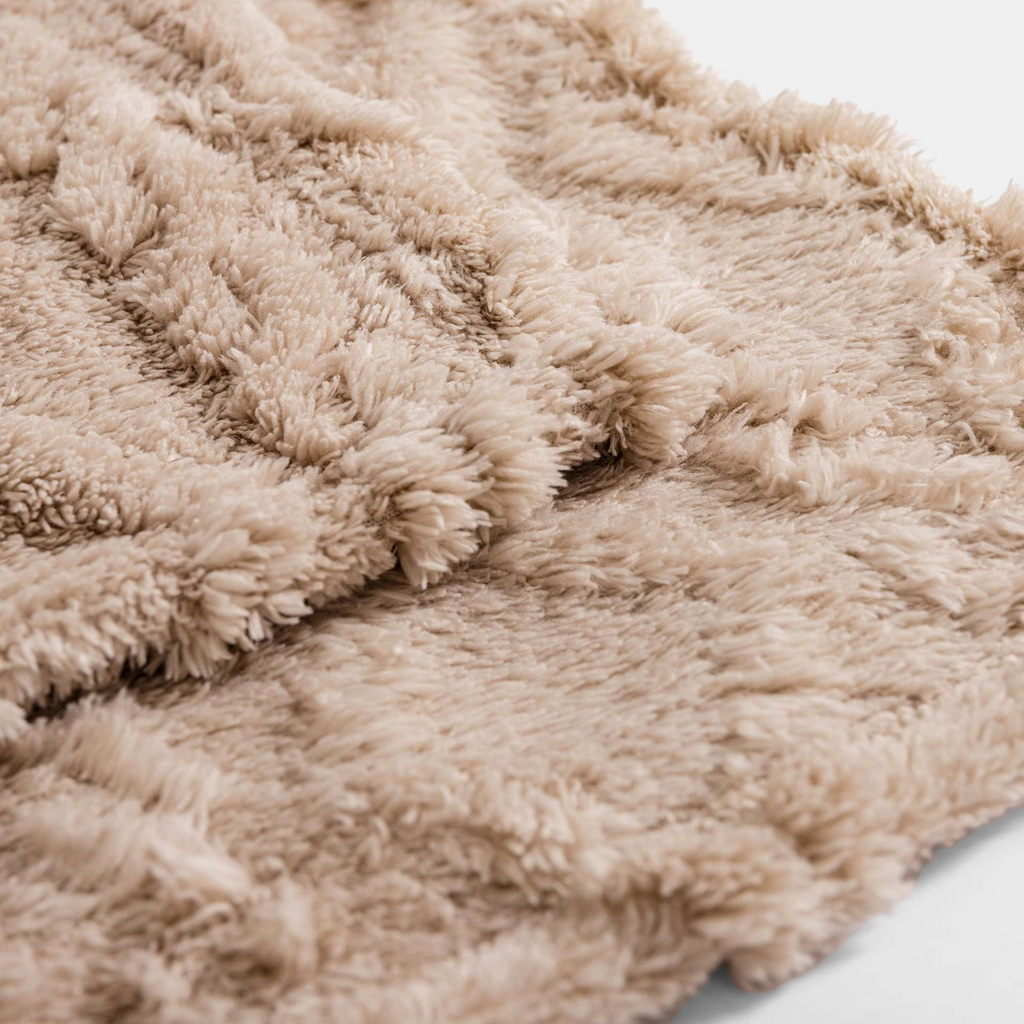 Světle hnědá deka NORDIC 150x200 cm