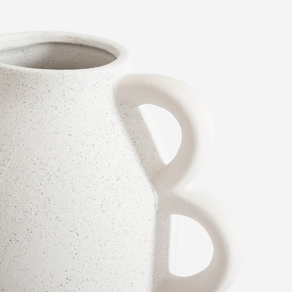 Keramická bílá váza s uchy 16,9 cm