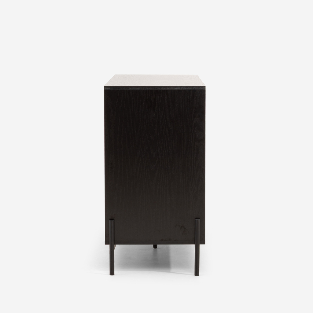 Komoda na kovových nohách TUMILLO