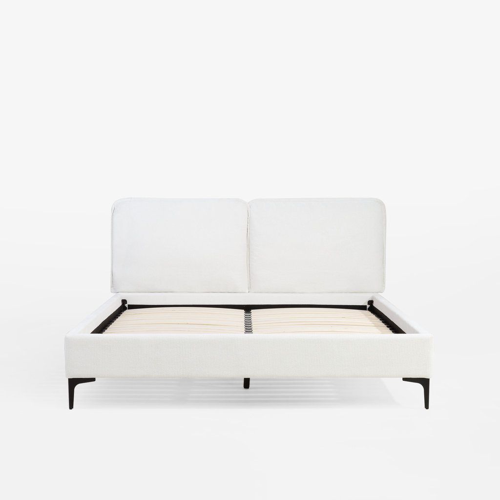 Čalouněná krémová postel KARIO 160x200cm