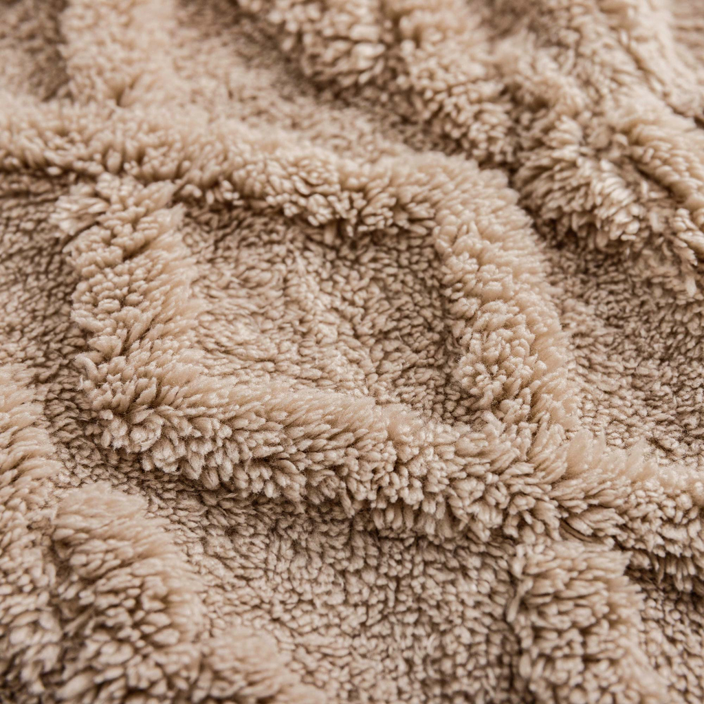 Světle hnědá deka NORDIC 150x200 cm