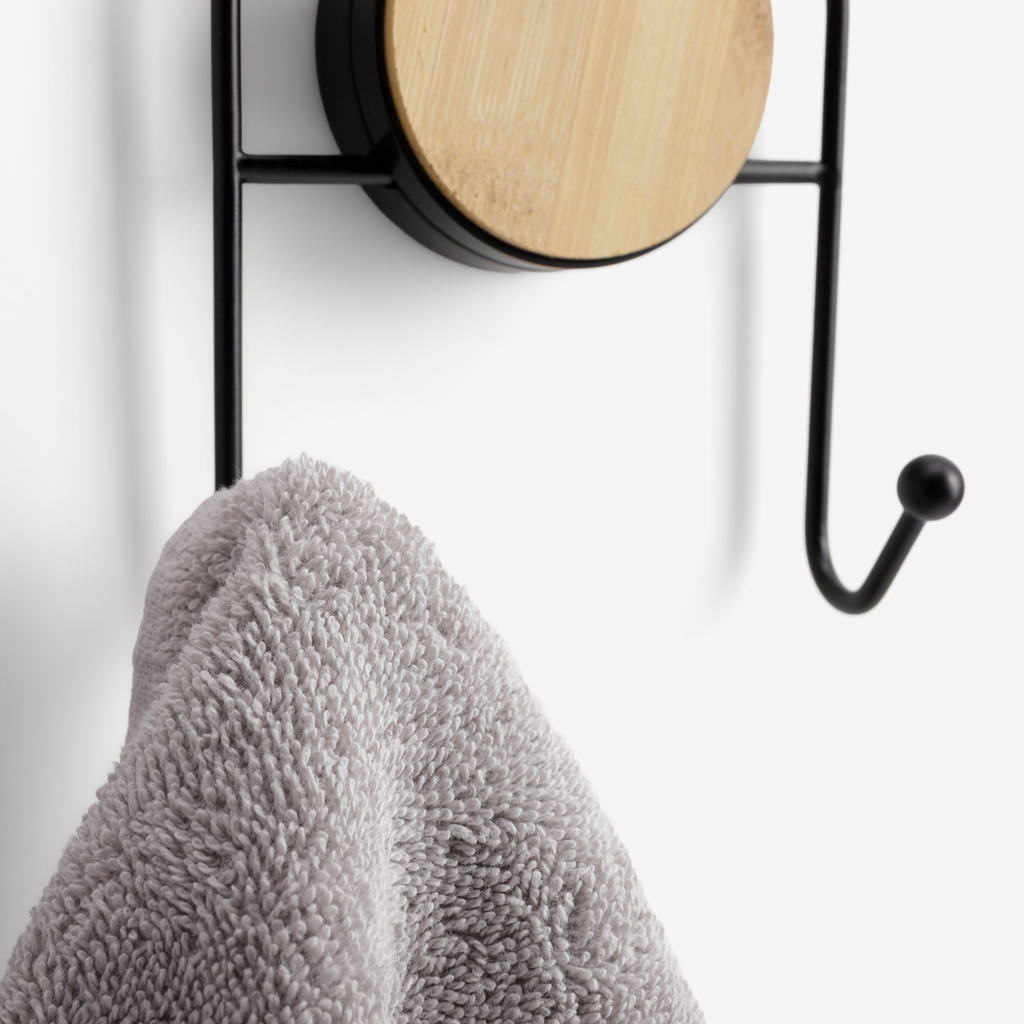 Bambusový černý držák na ručníky