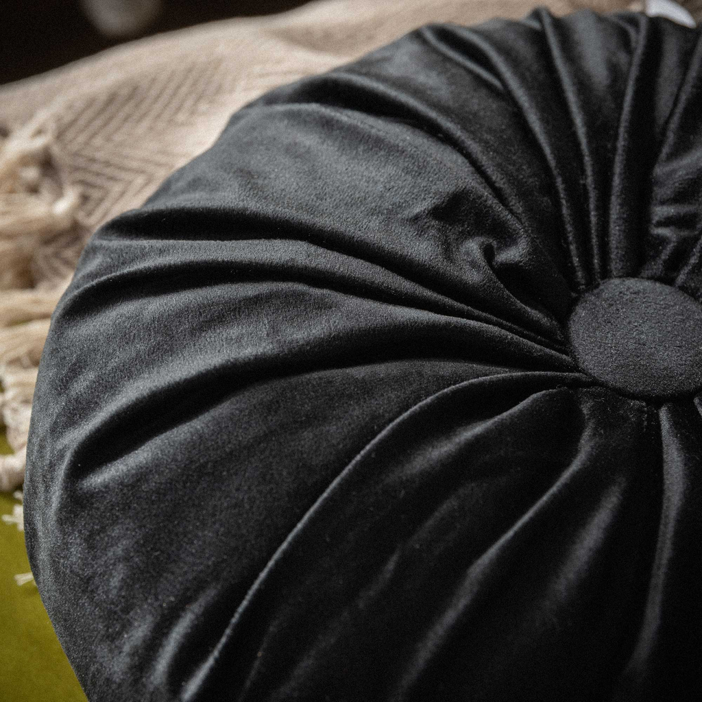 Černý dekorační kulatý polštář SELMA 40 cm