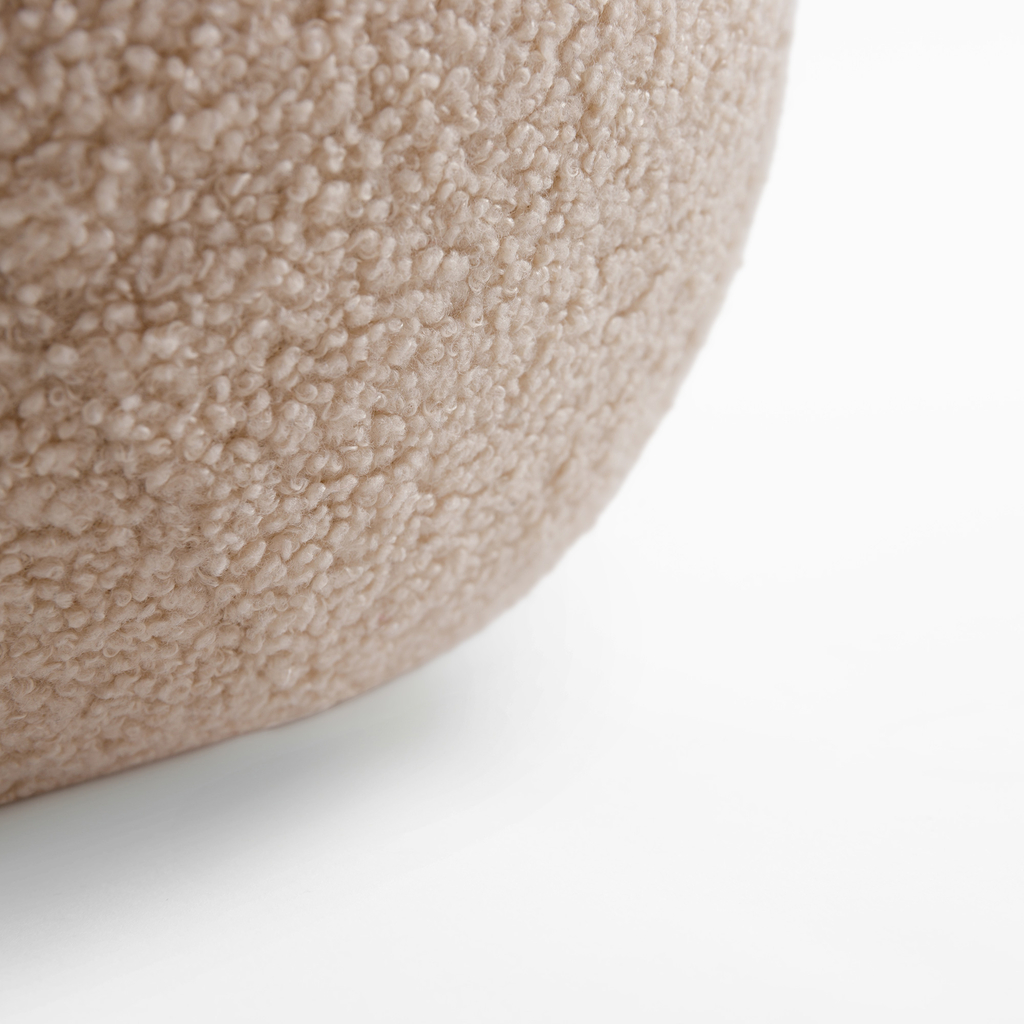 Dekorační béžový polštář BALL 27 cm