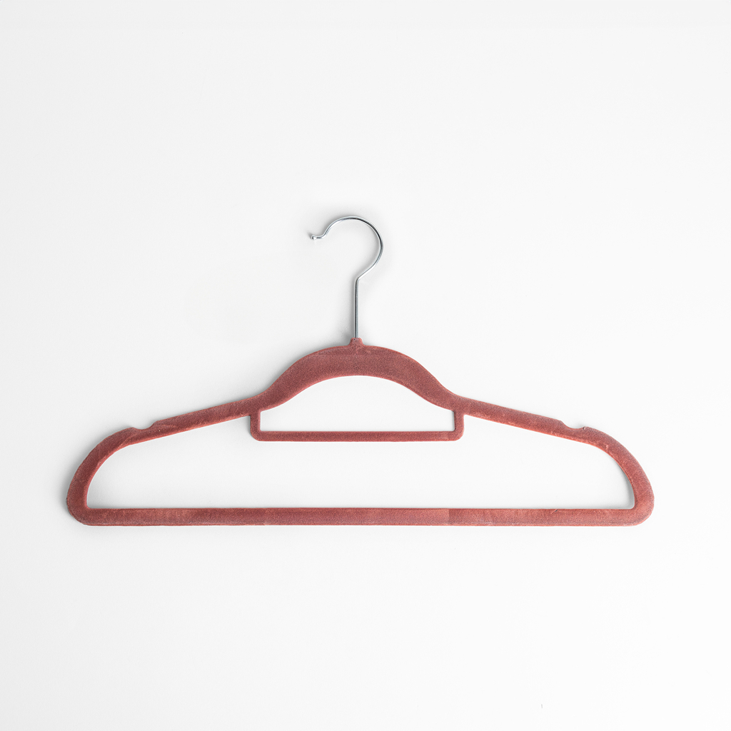 Tmavě růžová velurová ramínka VELVET, sada 5 kusů.