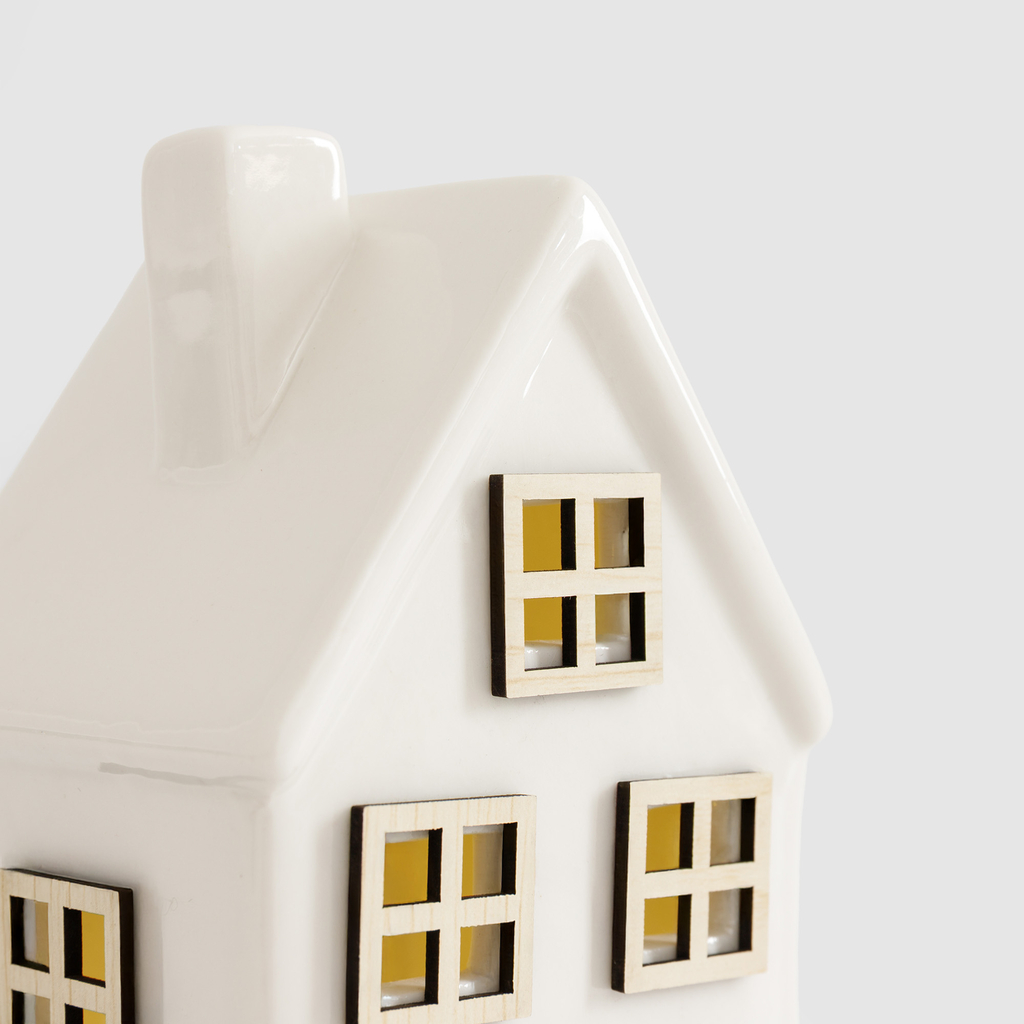 Dekorační domek LED bílý 16,5 cm