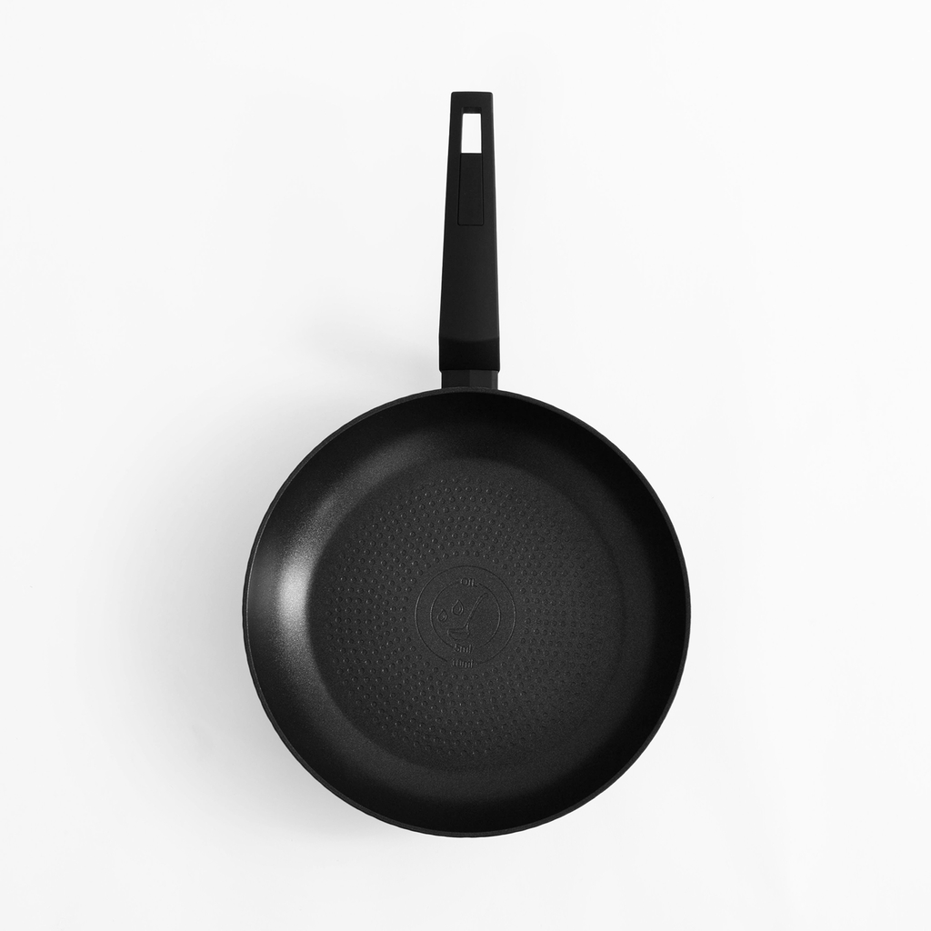 Černá indukční pánev OLIO 28 cm