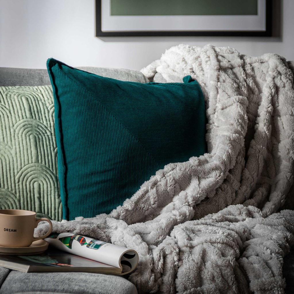 Světle šedá deka NORDIC 150x200 cm