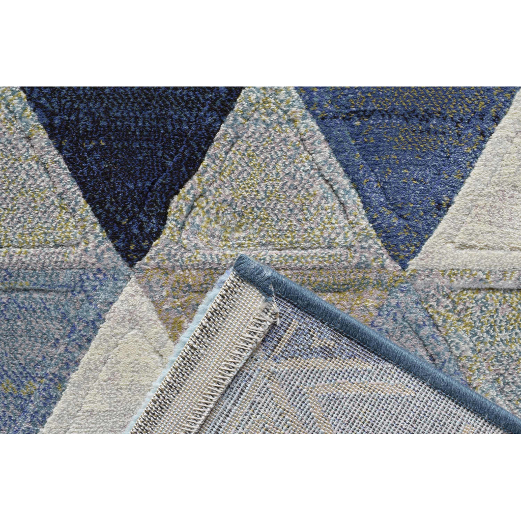 Koberec s trojúhelníky SORRENTO 200x290 cm