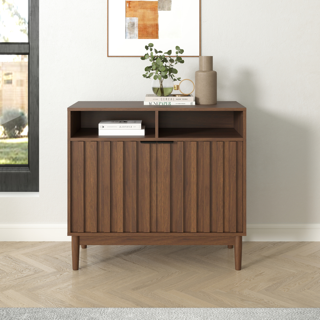 Drážkovaná komoda TURRO