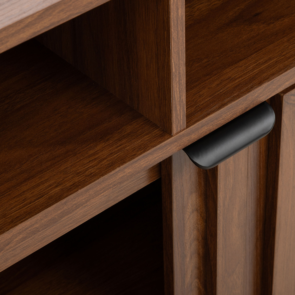 Drážkovaná komoda TURRO