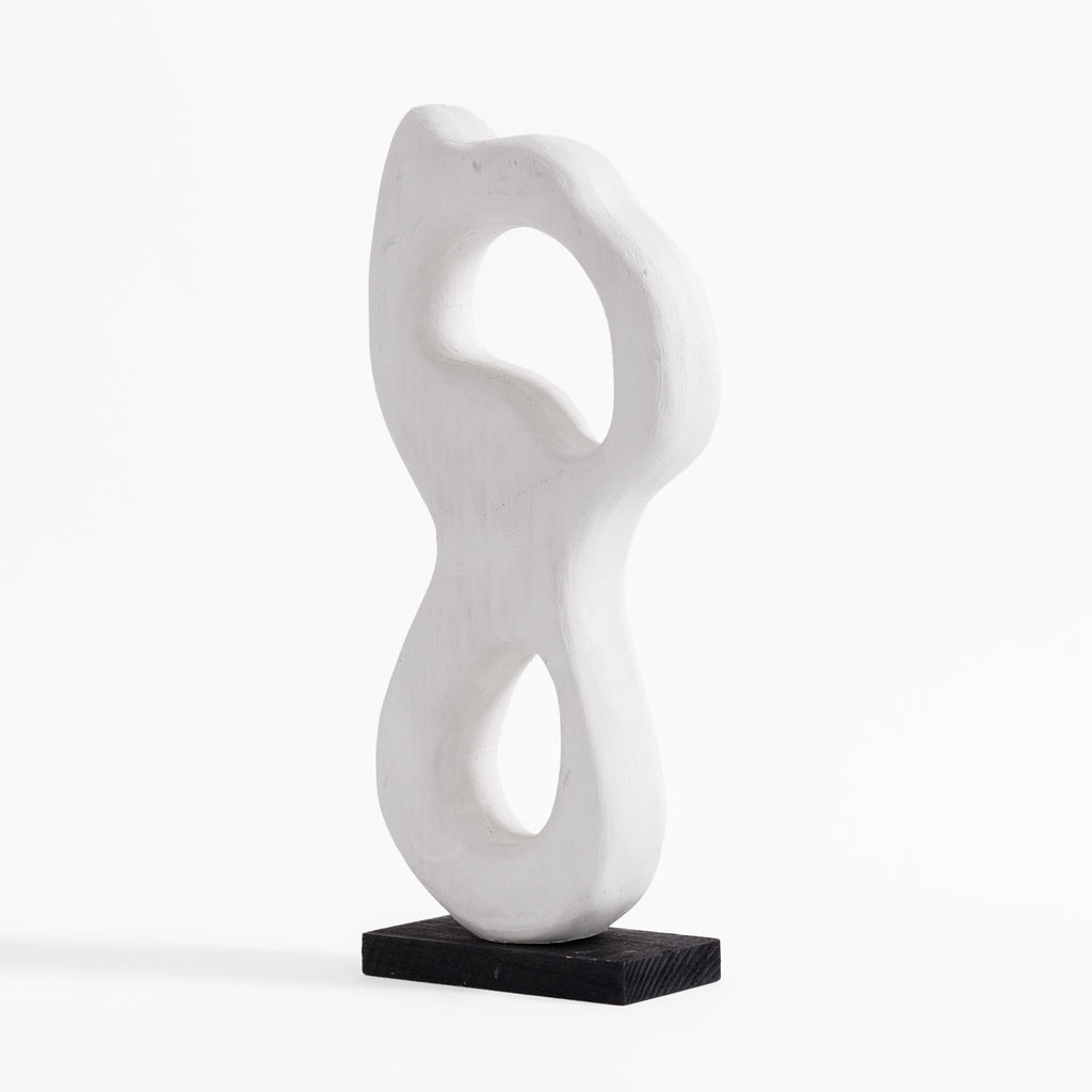 Bílá dřevěná dekorativní figurka 38 cm