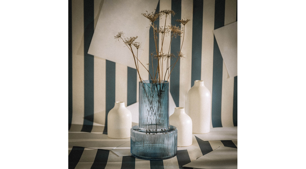 Modrá skleněná váza 25 cm