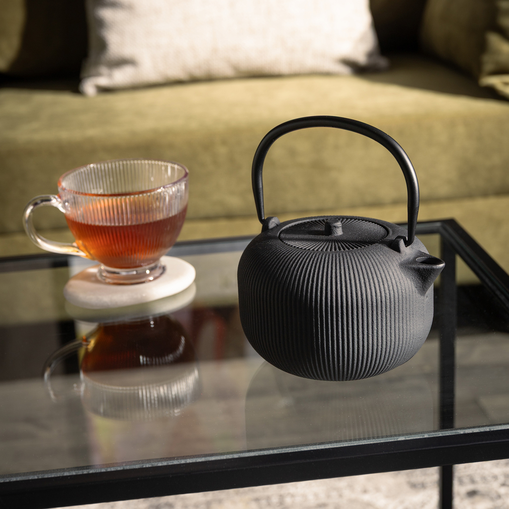 Konvička na čaj 1 l, černá.