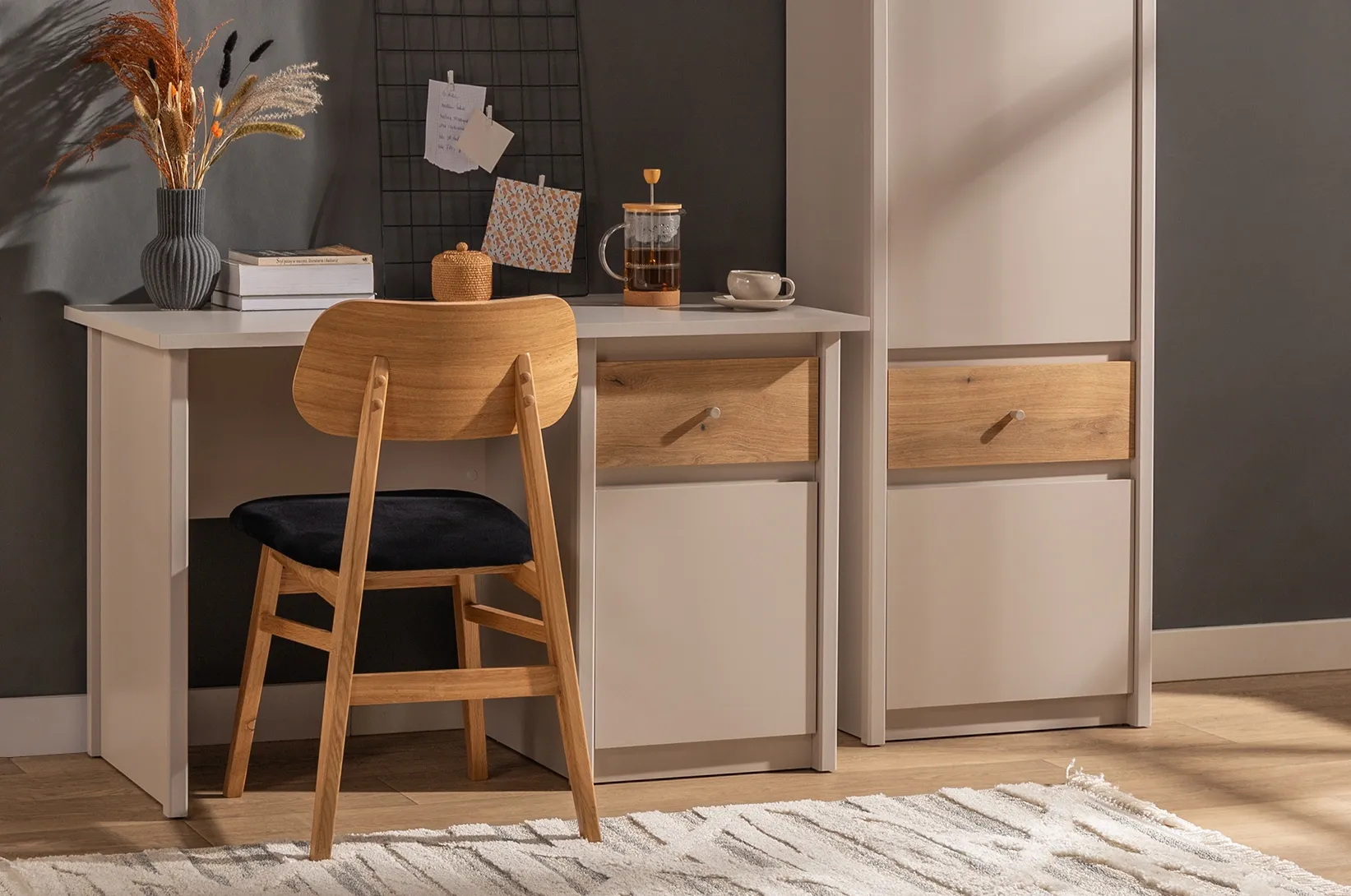 Domácí kancelář - jak vytvořit ergonomické pracovní místo, aniž by zabralo celou místnost?