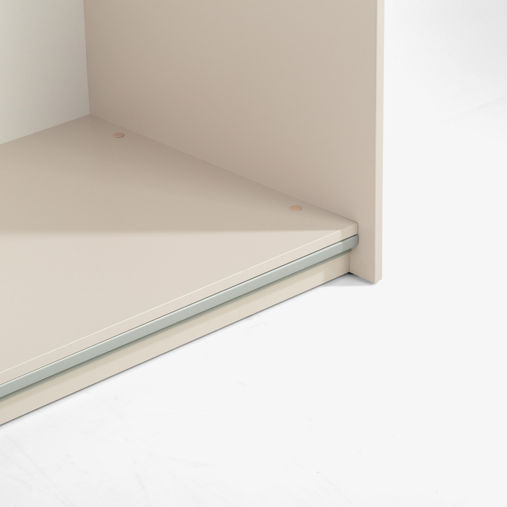 Skříň s posuvnými dveřmi a zrcadlem BASTIA 2 kašmírová 150 cm