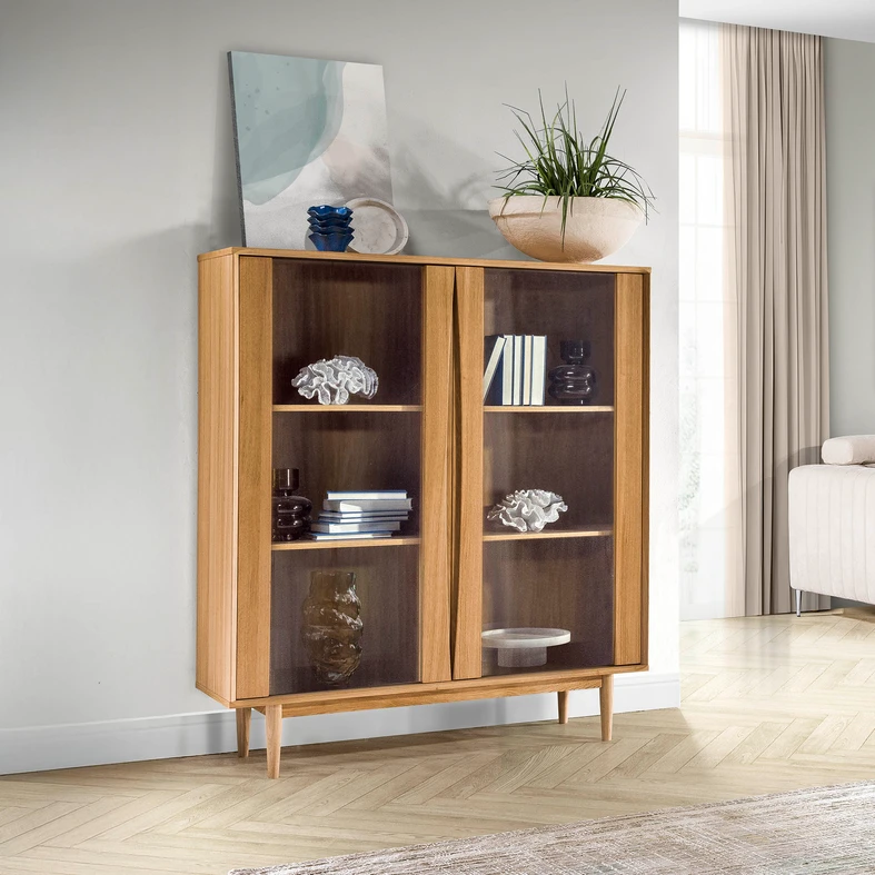 Aranżacja pokoju dziennego z witryną RETRO