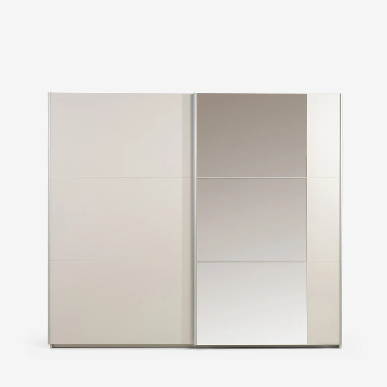 Kaszmirowa szafa przesuwna o szerokości 250 cm, z lustrem po prawej stronie