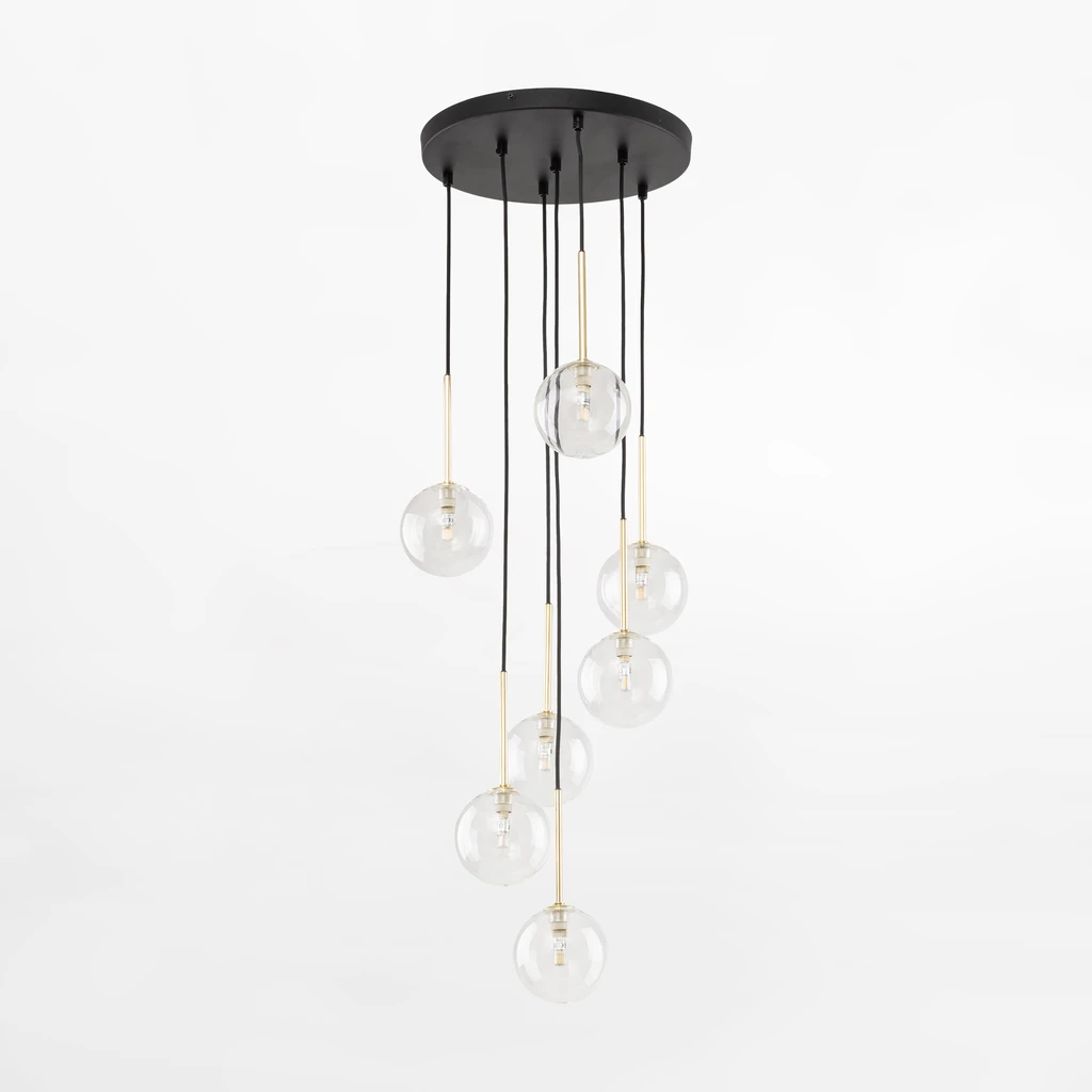 Lampa posiada oprawę dla 7 żarówek typu G9 o mocy maksymalnej 8W.