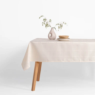 Kostkovaný žakárový ubrus krémový CASCADE 110x160 cm