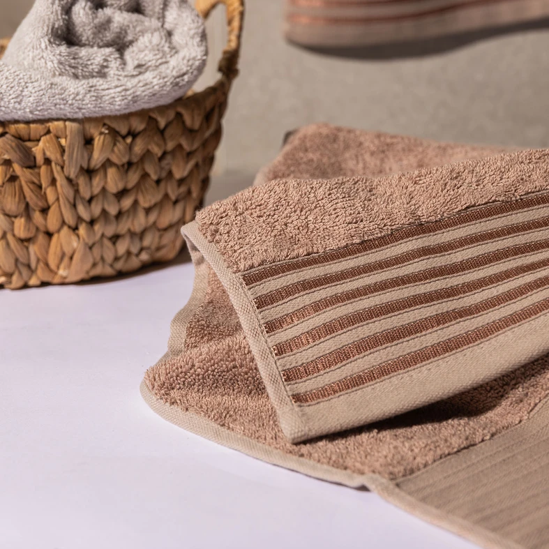 Ręcznik do kąpieli taupe VELA 70x140 cm Taupe osuška VELA 70x140 cm
