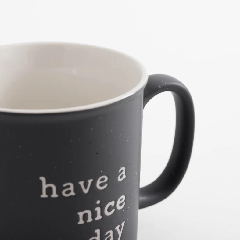 Šedý porcelánový hrnek 520 ml