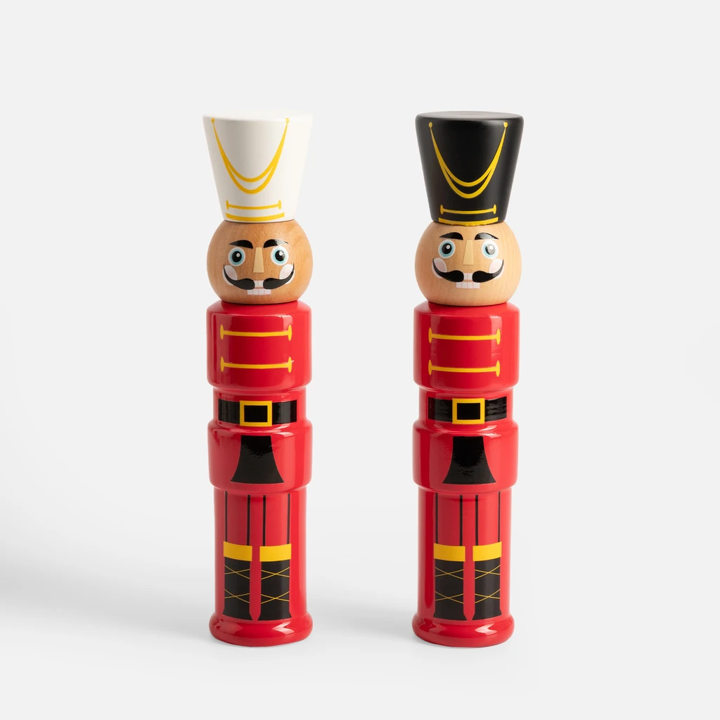 Vánoční mlýnek na pepř a sůl Louskáček černý