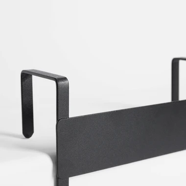 Černý věšák na dveře 12x7,5x10,5 cm