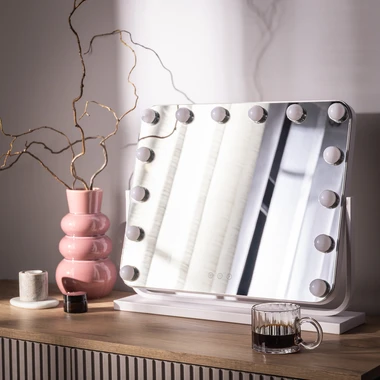 Obdélníkové bílé zrcadlo s LED osvětlením 53x12x45 cm