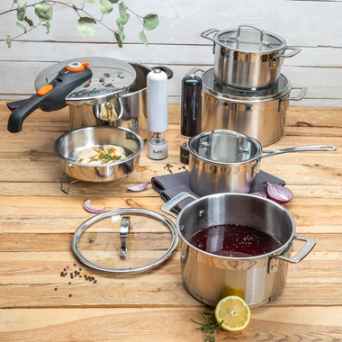 Sada 4 hrnců AMARO z nerezové oceli