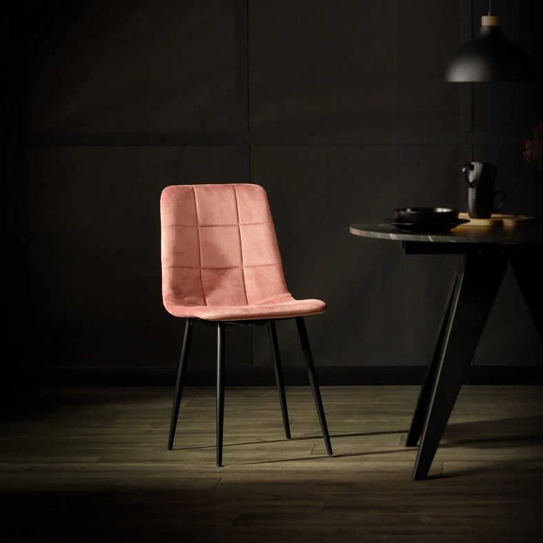 Čalouněná židle růžová FOLVIO