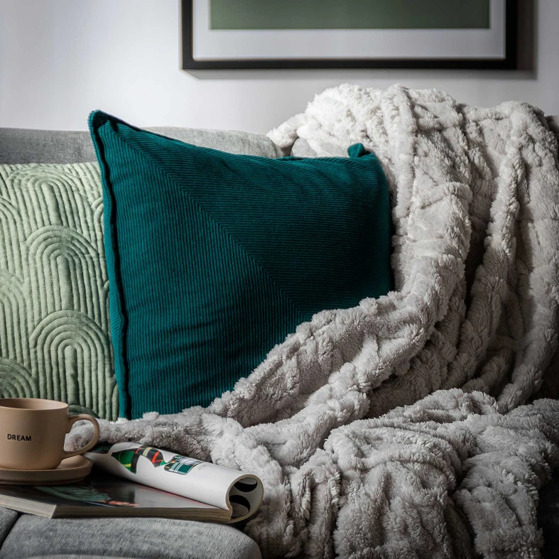 Světle šedá deka NORDIC 150x200 cm