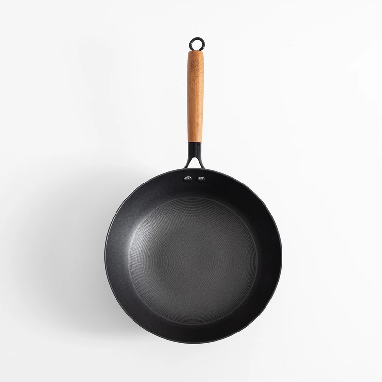 Černá litinová pánev wok FERRO 30 cm