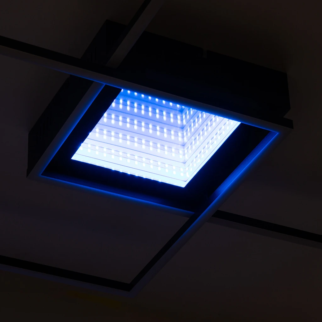 Černé stropní svítidlo rám LED RGB LUMI s dálkovým ovládáním
